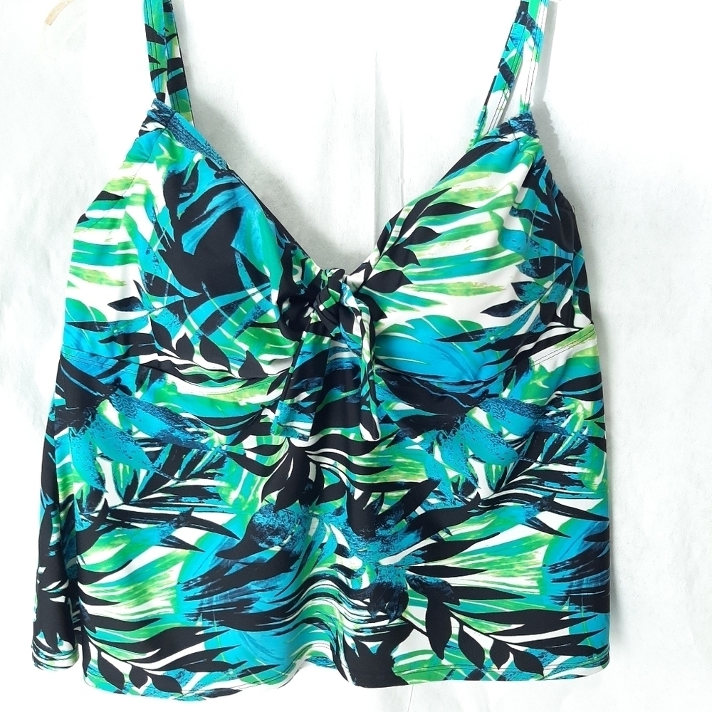 Land's End Tropical tankini bathing suit top XL for C / D cup EUC adjust strap